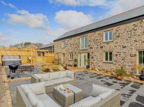 4 Bed in Falmouth 85825